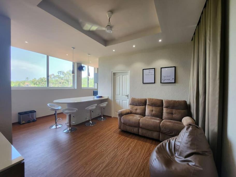 Gulzar 2Bhk Service Apartment, Kannur Exteriör bild